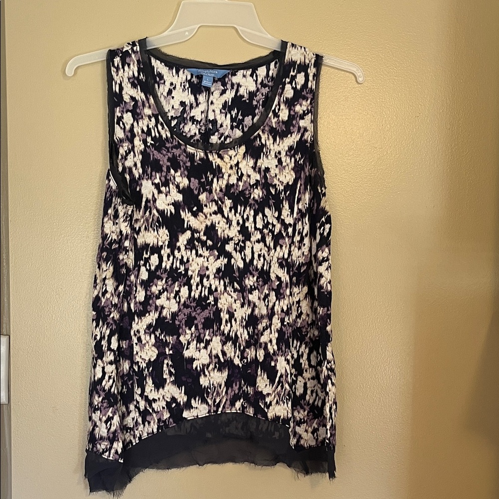 Simply Vera Vera Wang Black and Purple Floral Tank Top